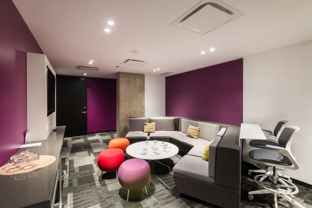 Alt Hotel Ottawa Downtown Экстерьер фото