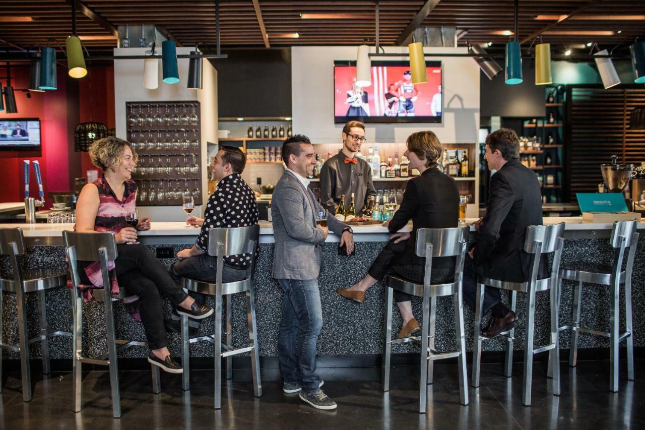 Alt Hotel Ottawa Downtown Экстерьер фото